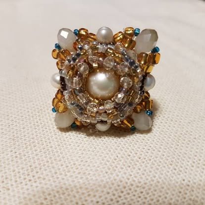 Anillo Blanco y Beige – Marianerías by Marian