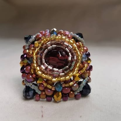 Anillo Piedras y Mostacillas Rosado – Marianerías by Marian